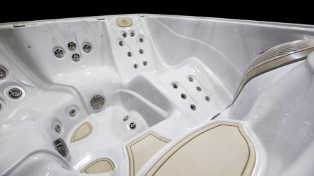 Гидромассажный спа бассейн Hydropool Serenity 5900